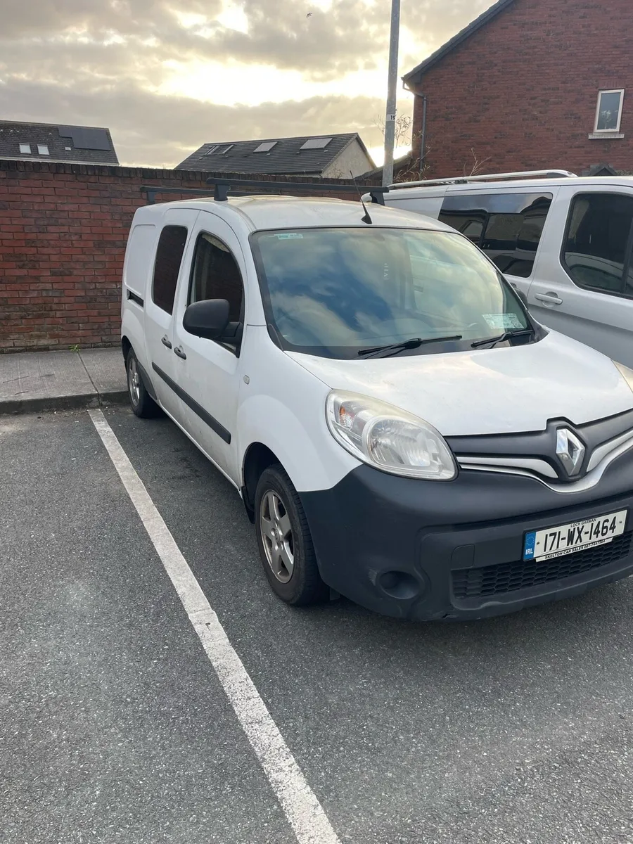 2017 Renault Kangoo - Image 1