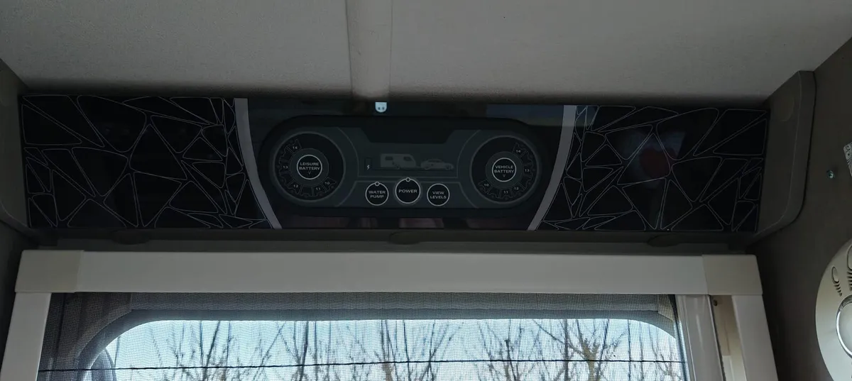 2015 Sterling 4 Berth Caravan + Dometic Awning - Image 3