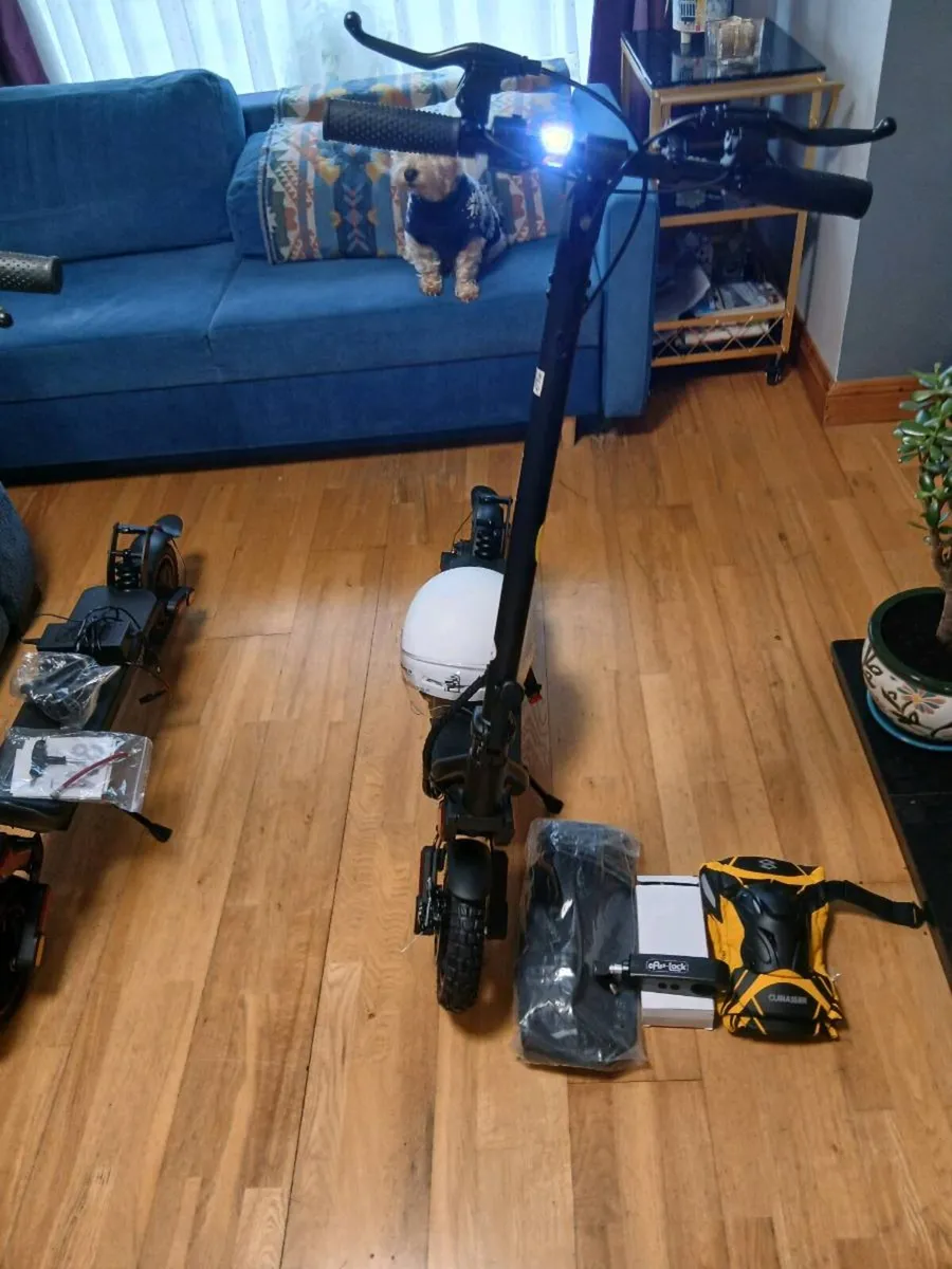Electric scooters - Image 4