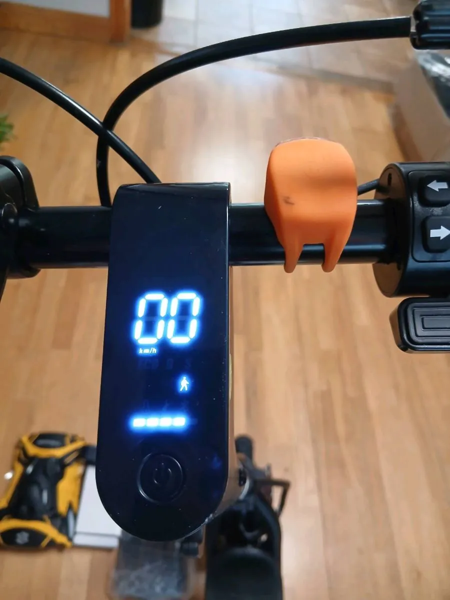 Electric scooters - Image 2