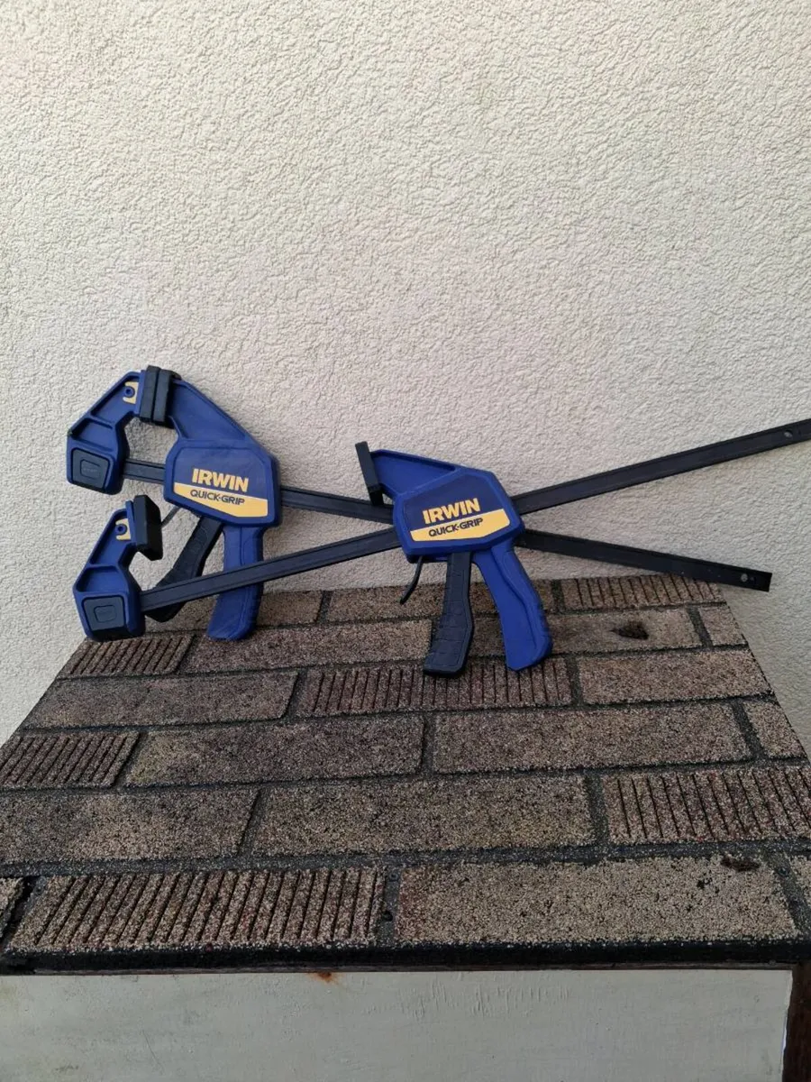 Pair of Irwin quick grip clamps