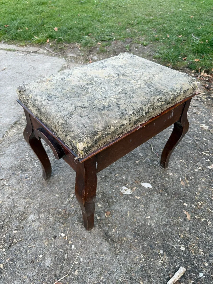 FREE Upright Piano-Vintage / Decorative / Project - Image 4