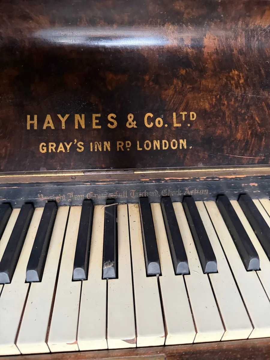 FREE Upright Piano-Vintage / Decorative / Project - Image 3