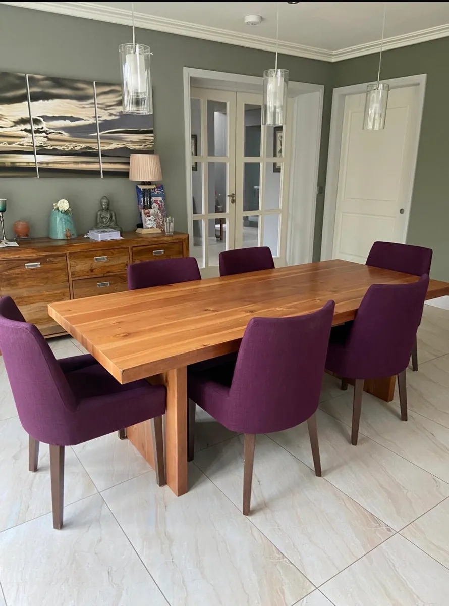 Ez Living Table and Chairs - Image 3