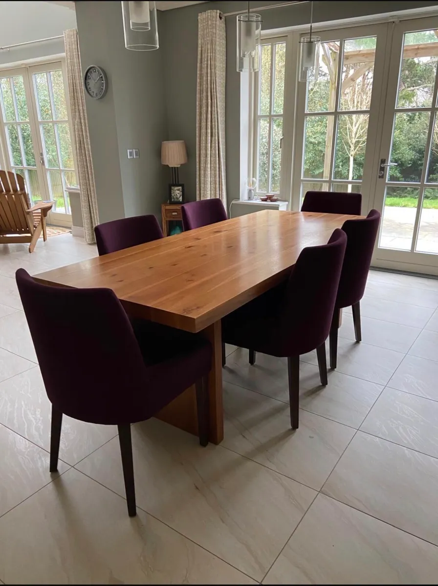 Ez Living Table and Chairs - Image 4