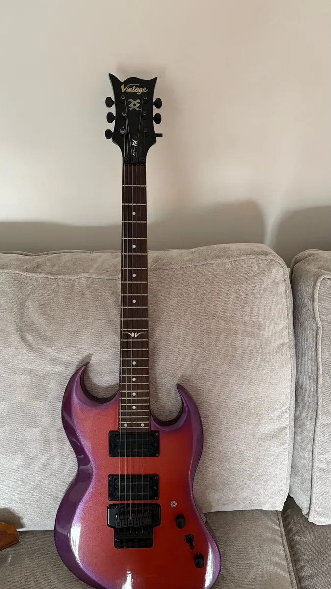 Vintage Metal Axxe Razer - Image 1