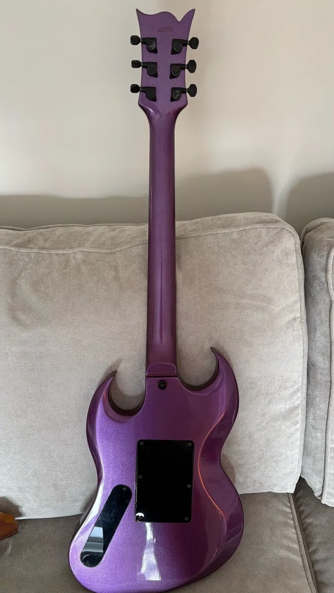 Vintage Metal Axxe Razer - Image 3