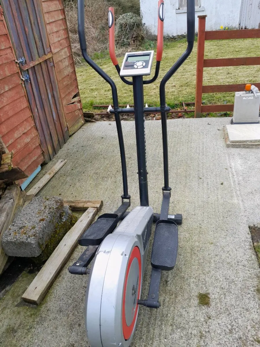 Cross trainer /barbell and weights exercise bike - Image 1