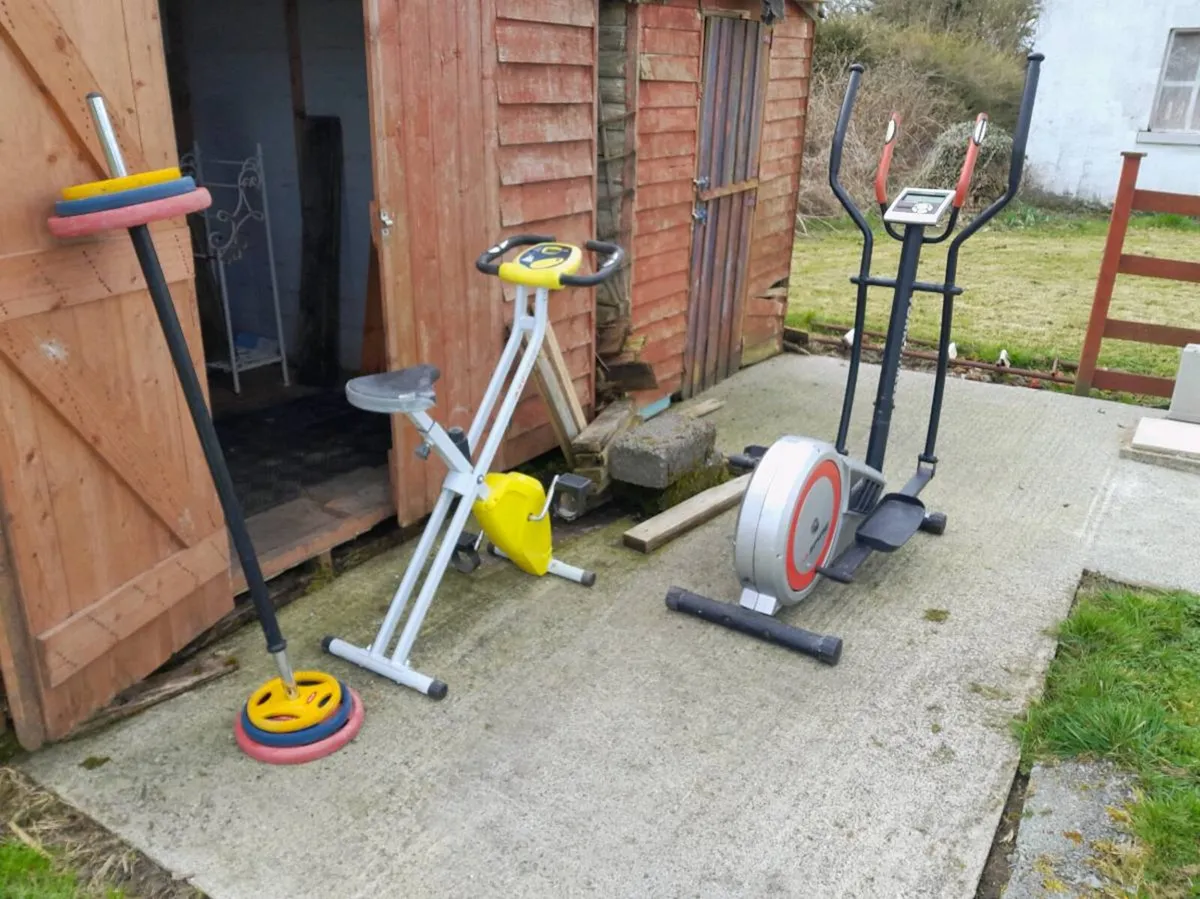 Cross trainer /barbell and weights exercise bike - Image 4