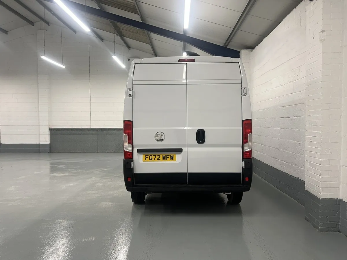 2022 Vauxhall Movano Panel Van - Image 4