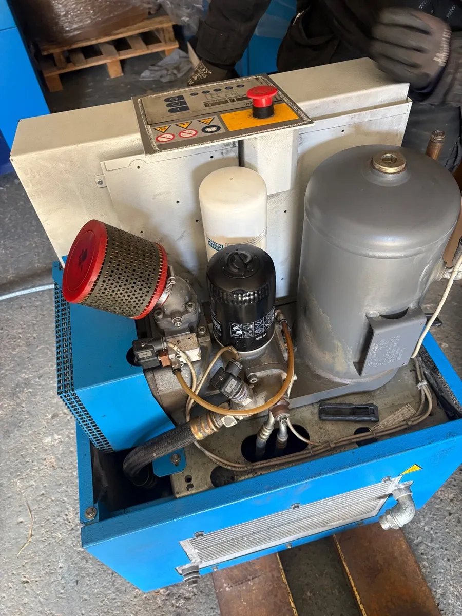 Compair L07 screw compressor - Image 3