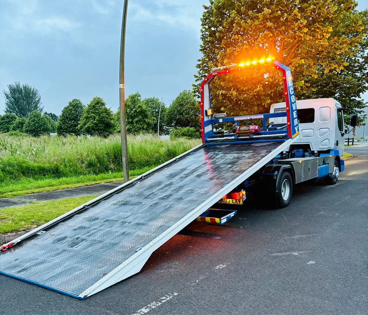 Recovery truck - Image 4