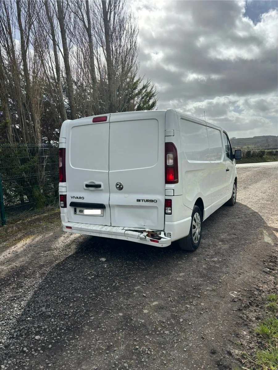 Vauxhall vivaro BI-turbo - Image 4