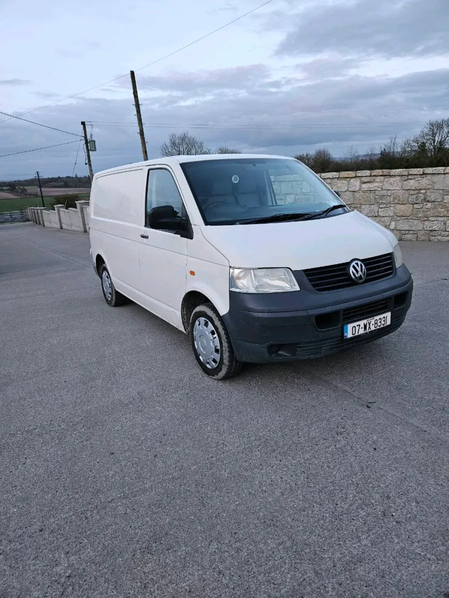 2007 wolkswagon transpoterdoe  8/26 - Image 1