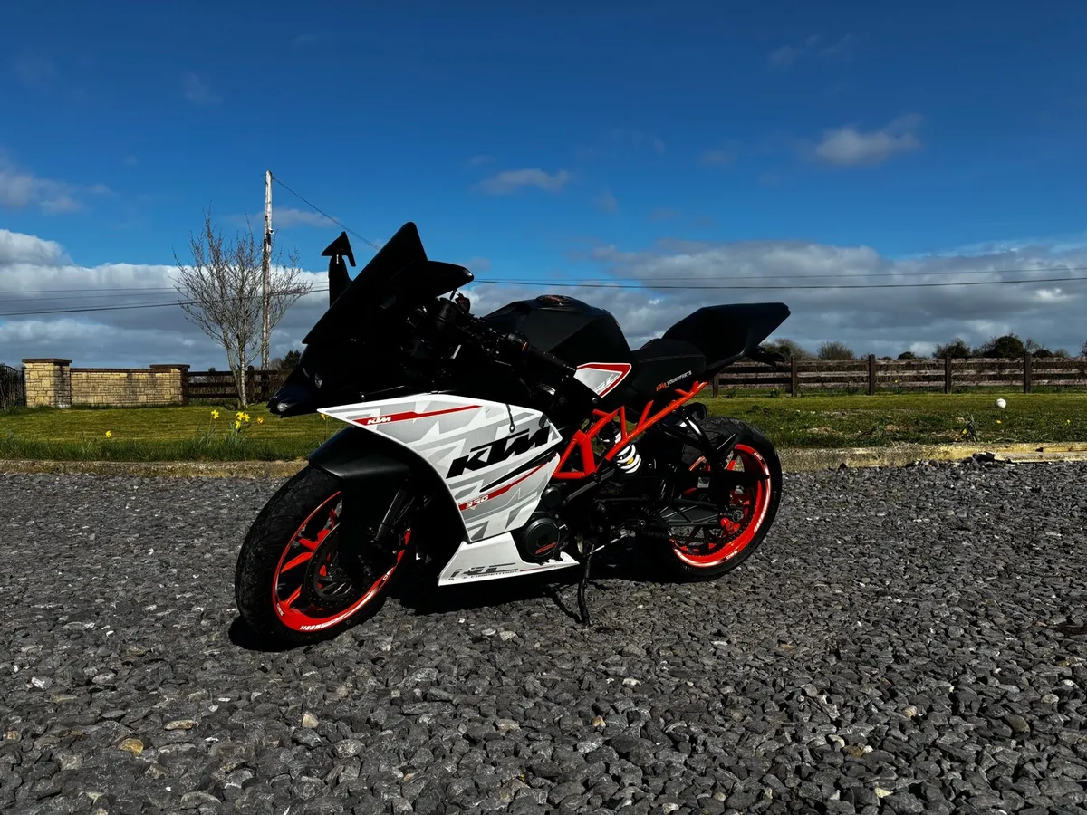 KTM RC390 - Image 1