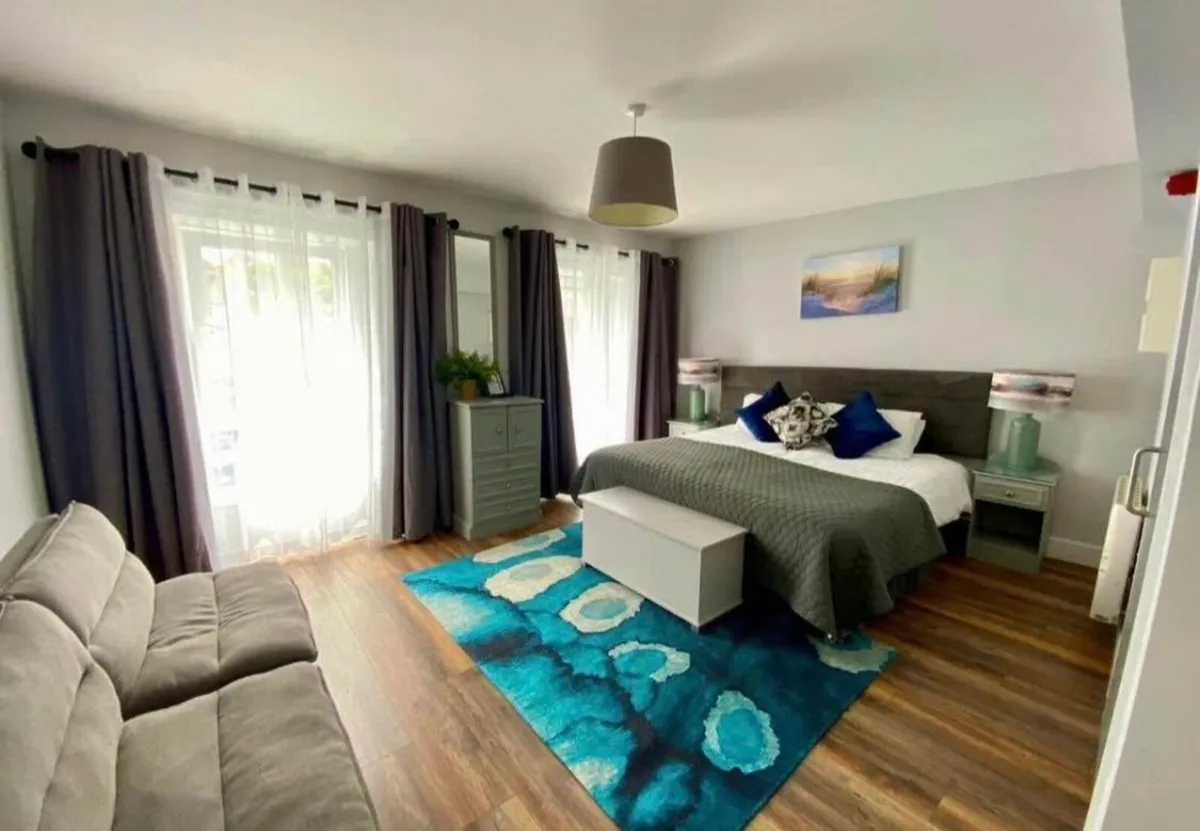 B&B FURNITURE & Accessories - Image 2