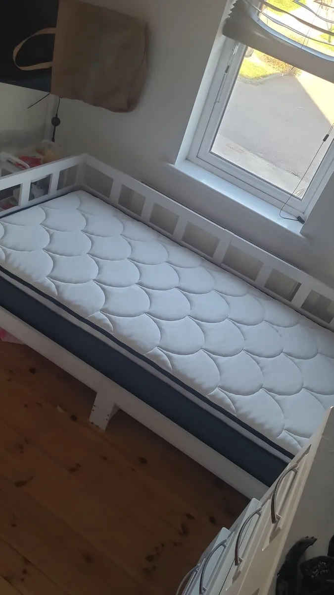 Single Trundle type Bed - Image 1
