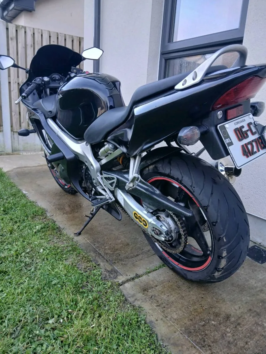 Cbr 600 f4i 2006 - Image 4