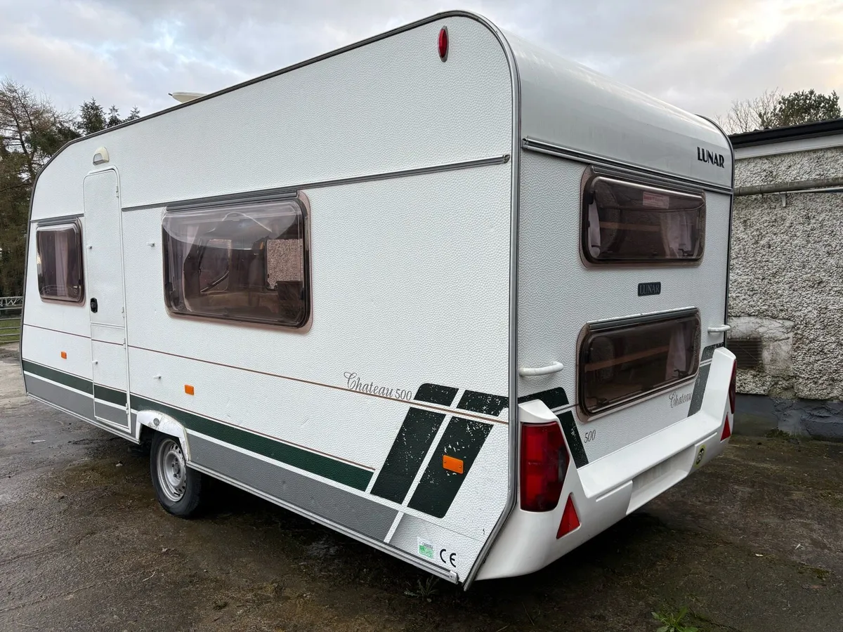 Caravan lumar 5 berth camper - Image 3