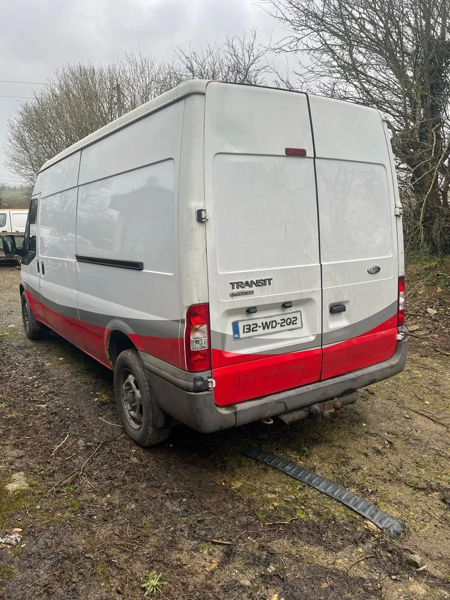 132 Ford transit - Image 2