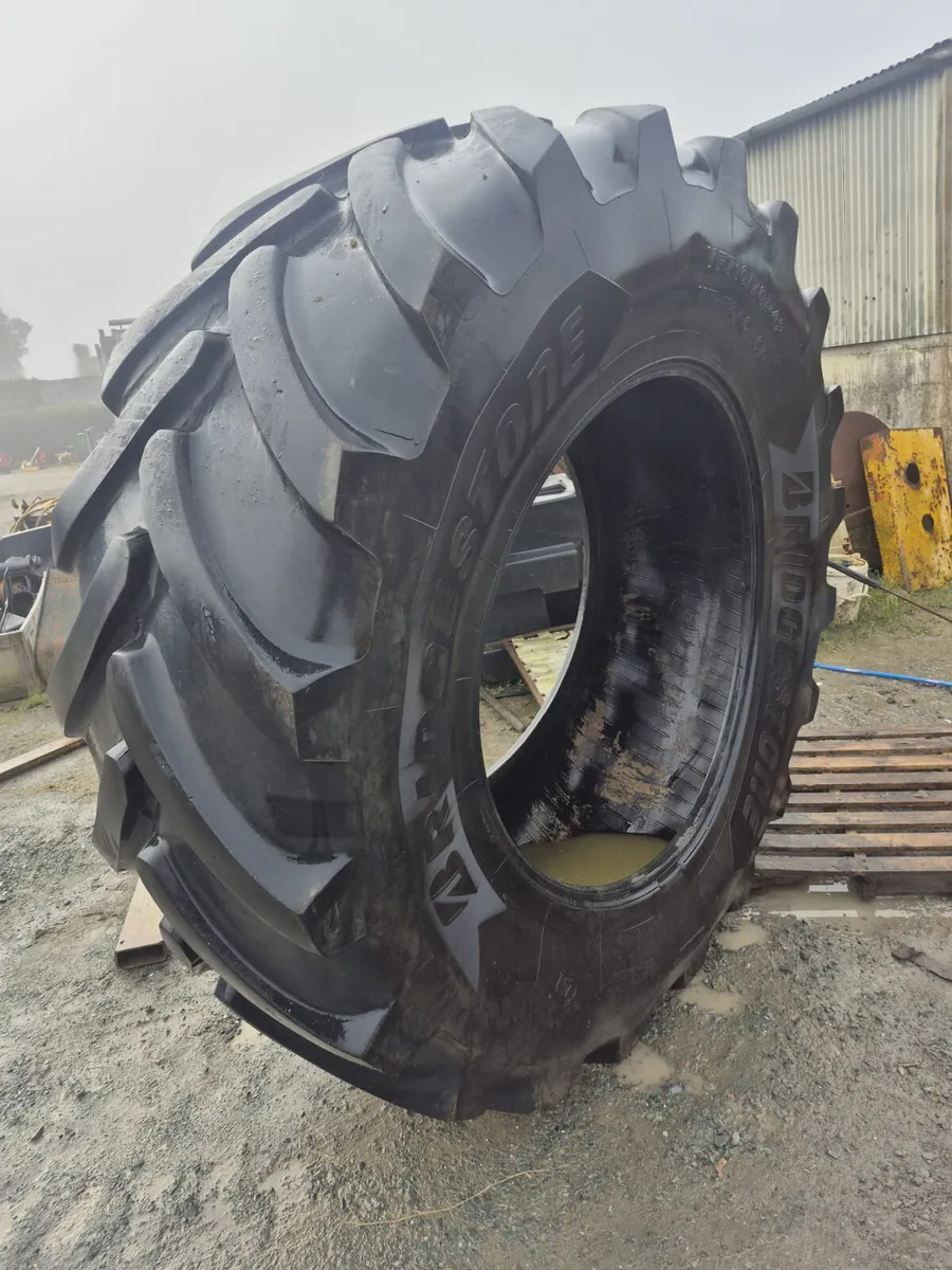 Bridgestone 710 70 R42 tyres - Image 3