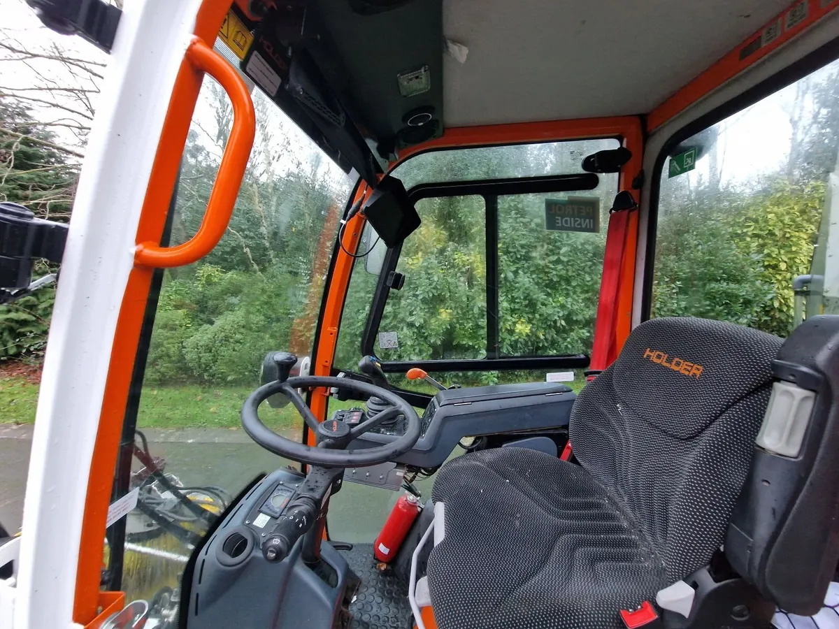 2021 Holder X45i 44hp Road Sweeper Roadsweeper - Image 2