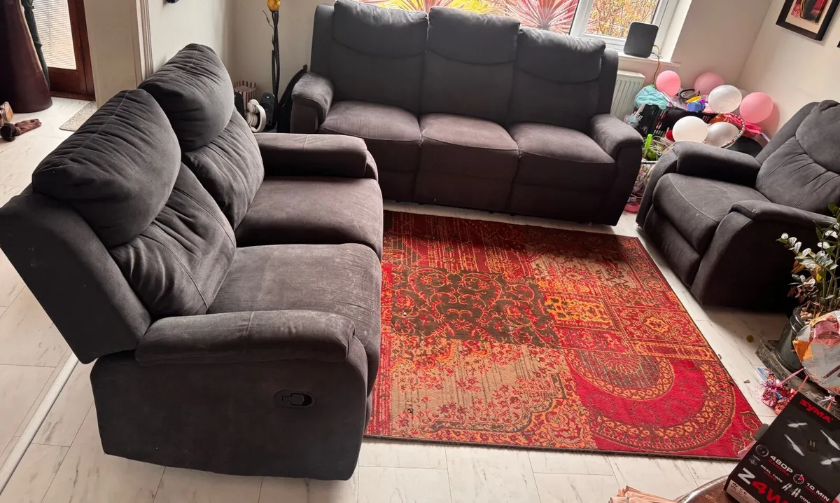 Premium 3+2+1 Recliner Sofa Set- - Image 2