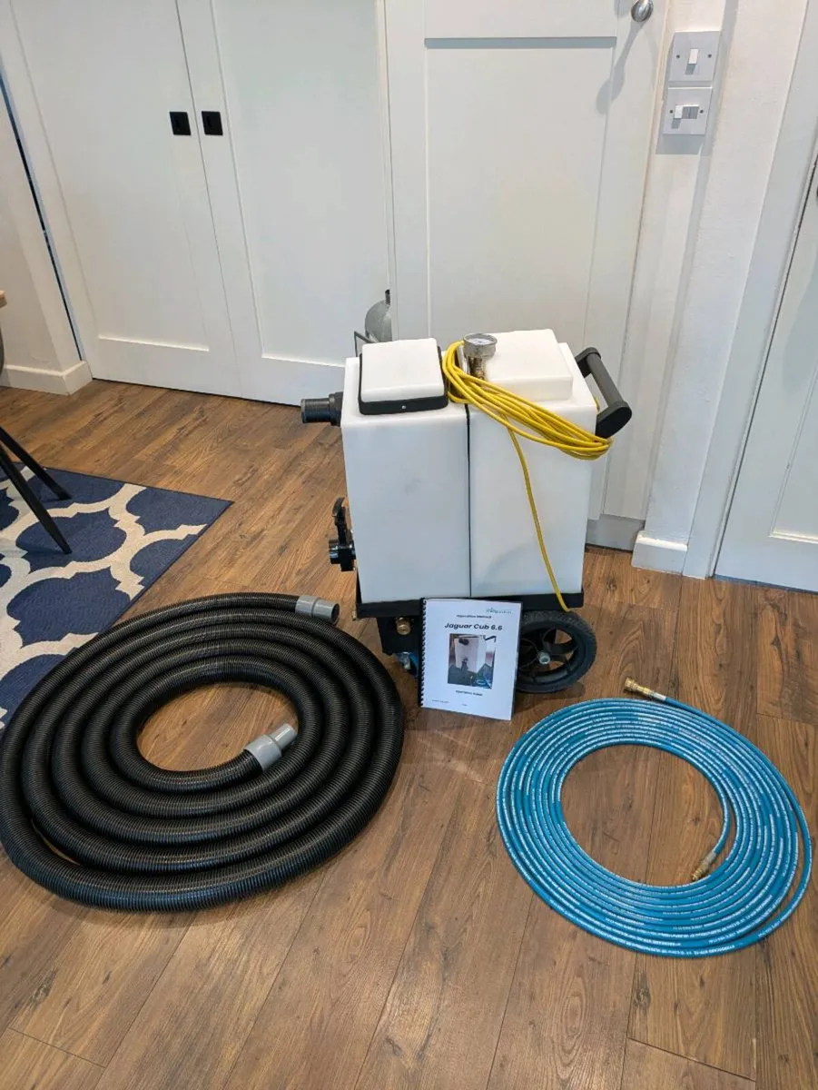 Carpet cleaning Machine - Image 2