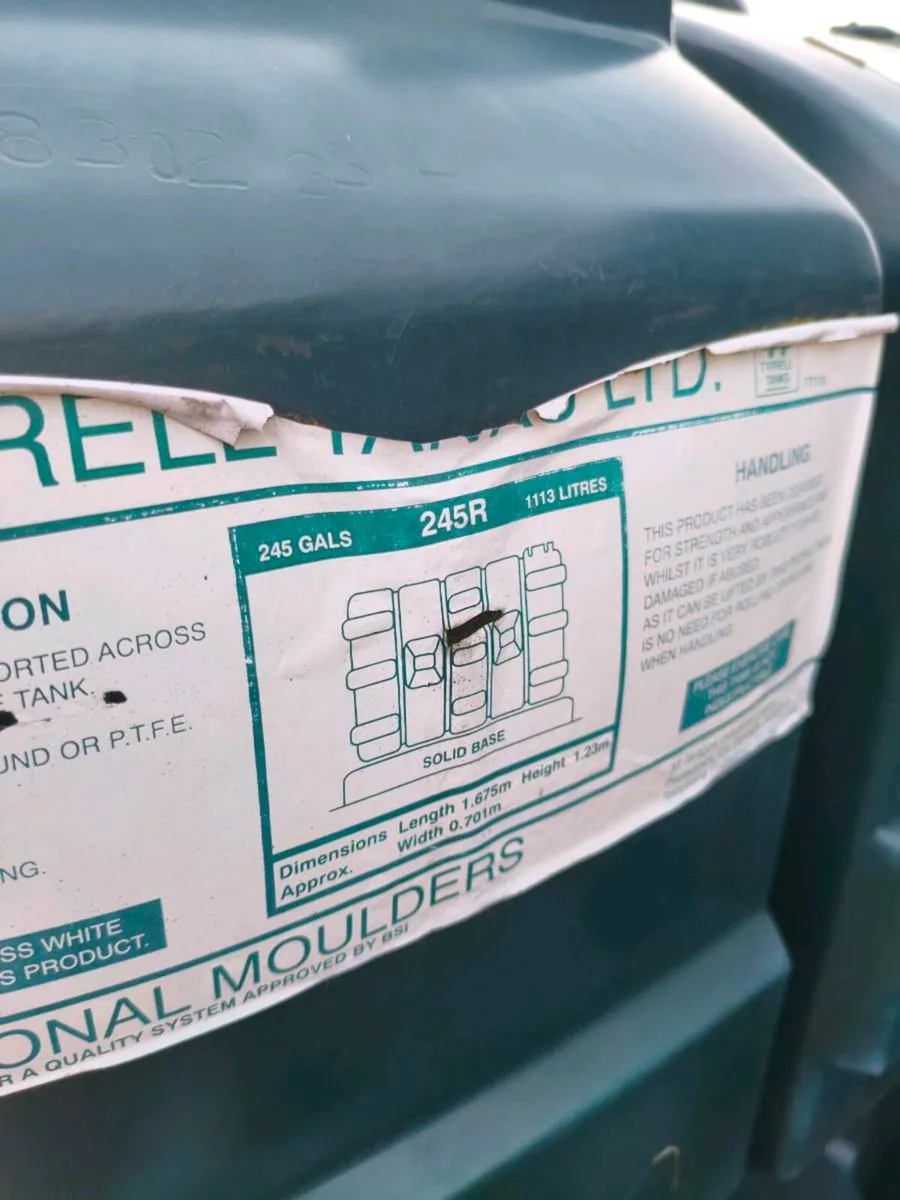 Oil tank and Oil burner. - Image 2