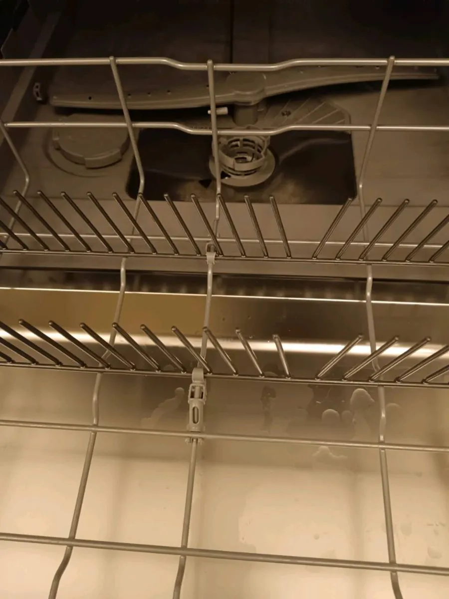 Dishwasher - Image 3