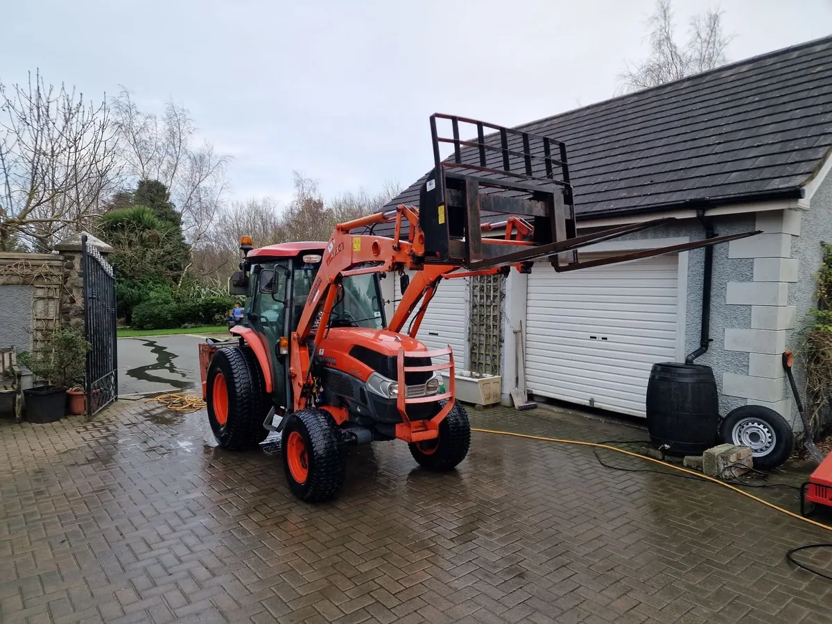 Kubota L4240-II 44hp Compact Tractor 900 hours - Image 3