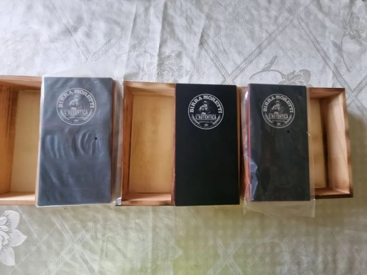 Eight wooden Birra Moretti boxes - Image 1