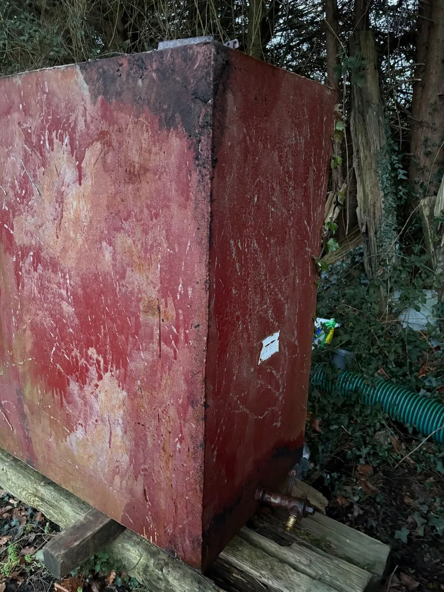 300 GALLON  SQUARE STEEL  DIESEL TANK-plus  STAND - Image 3