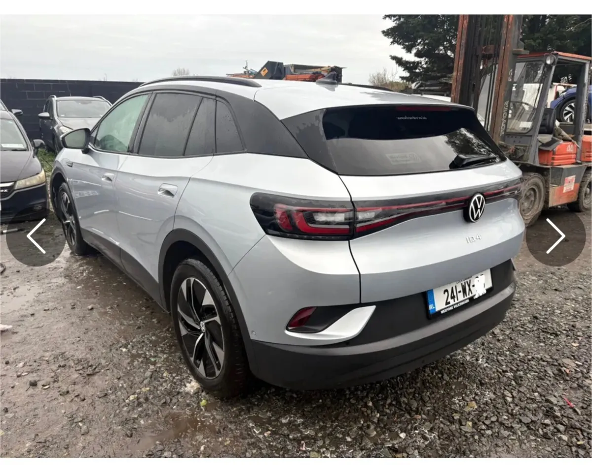 2024 Vw ID 4 Pro Model only 48 kms - Image 3