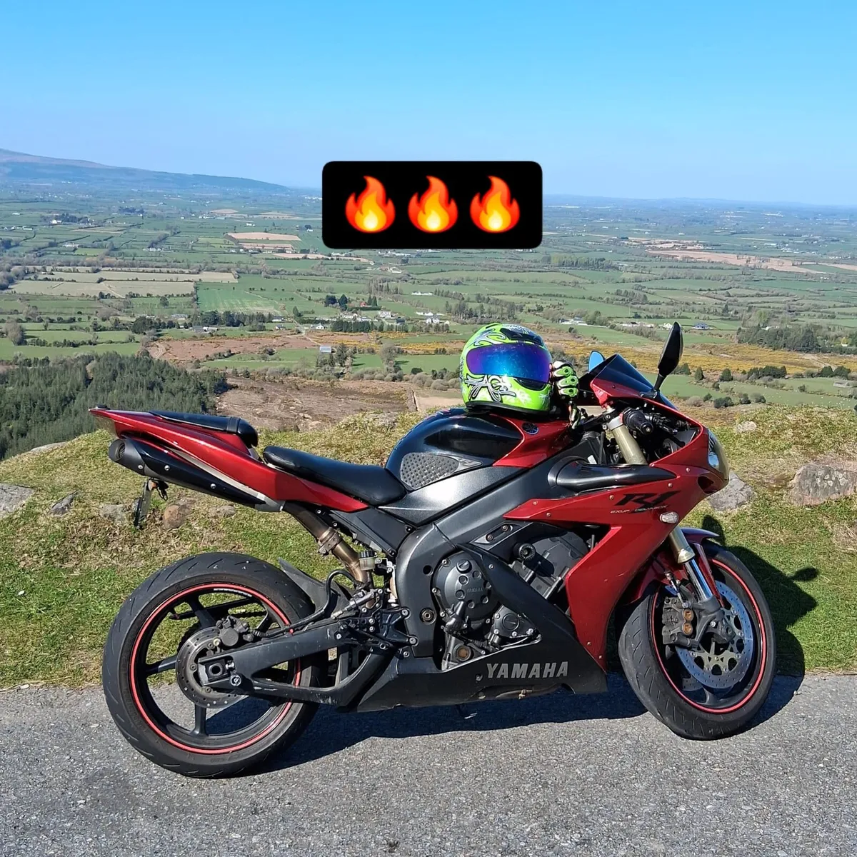 Yamaha R1 - Image 1