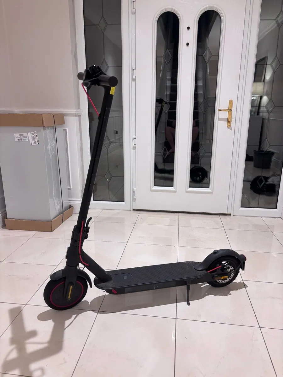 Xiaomi pro 2 electric scooter - Image 1