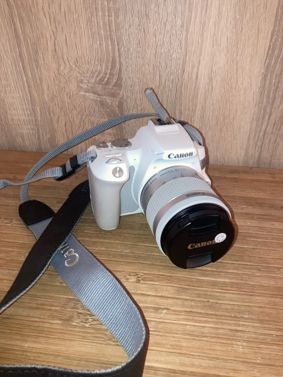 CANON 450D DSLR Bundle - Image 1