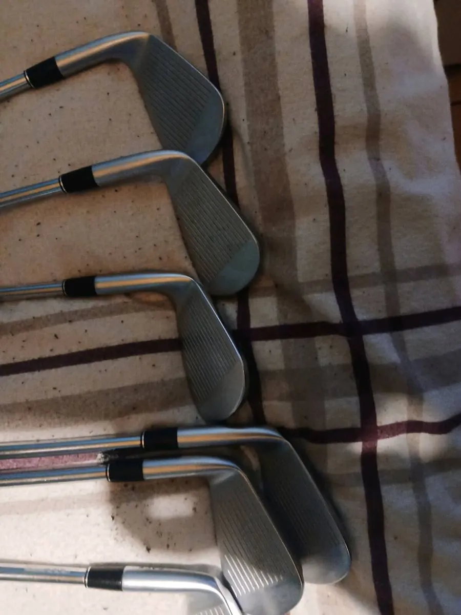 Srixon irons - Image 2