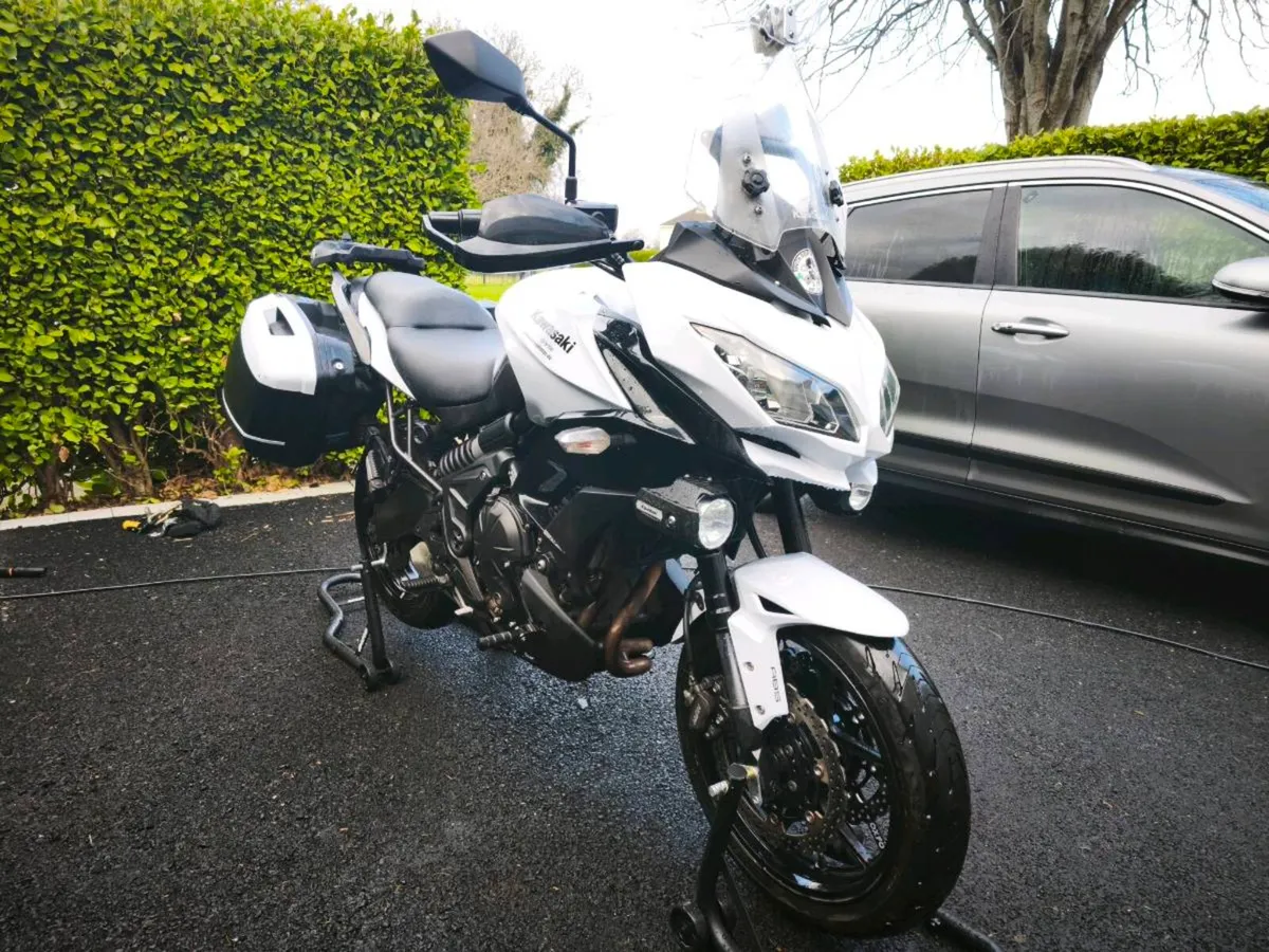 Kawasaki Versys 650 GT - Image 3