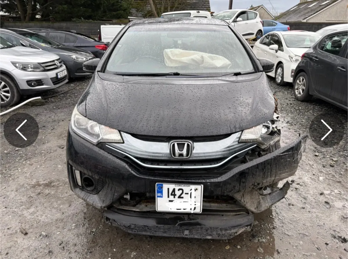 2014 Honda Fit 1.5 Hybrid - Image 4