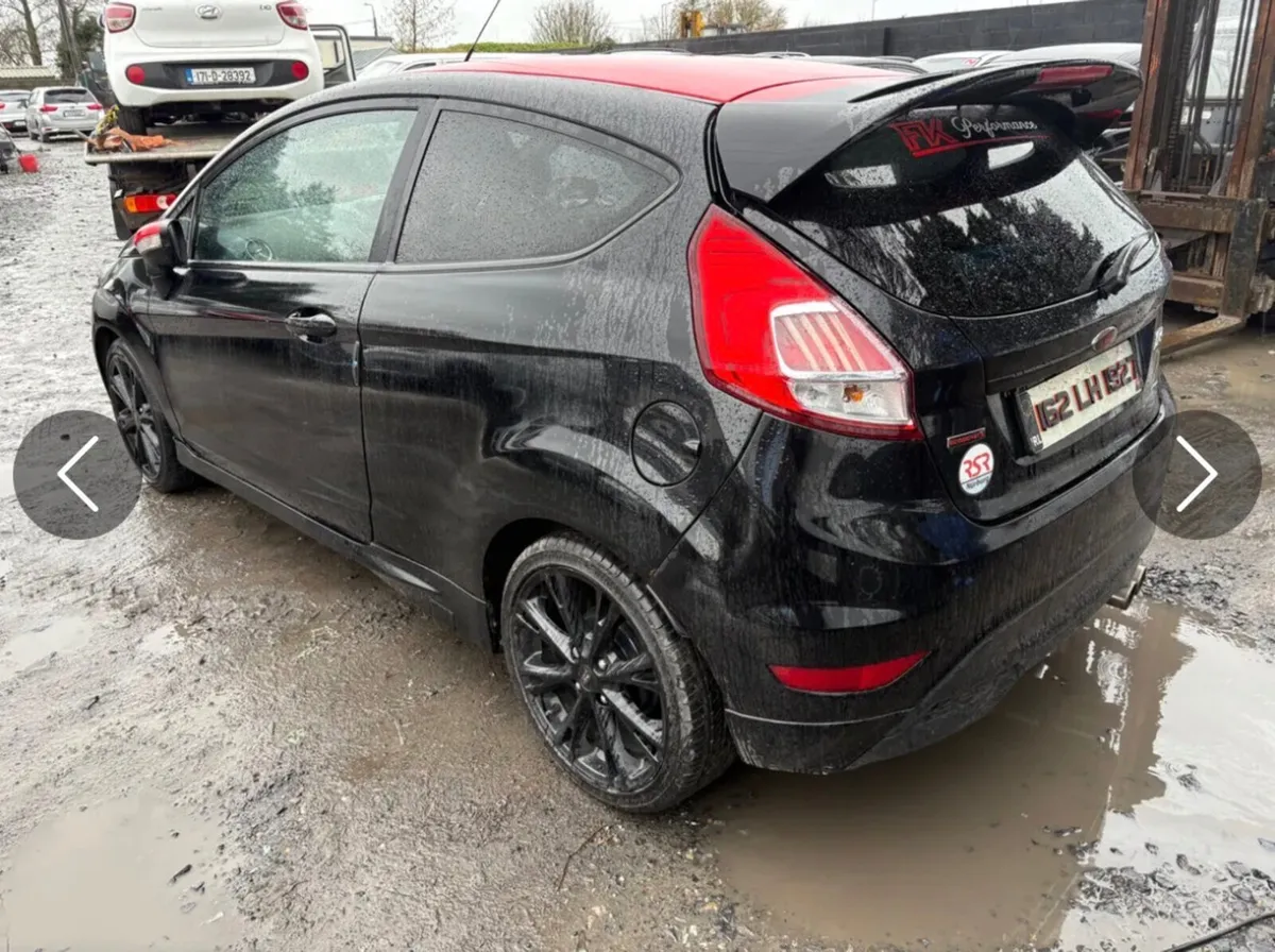 2016 Ford Fiesta ST-Line 1.0 Engine damage - Image 4