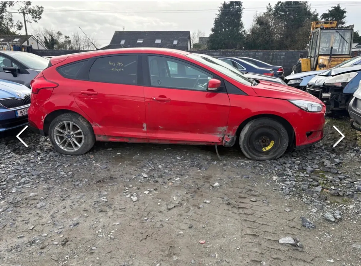 161 Ford Focus 1.5 Diesel driving - Image 3