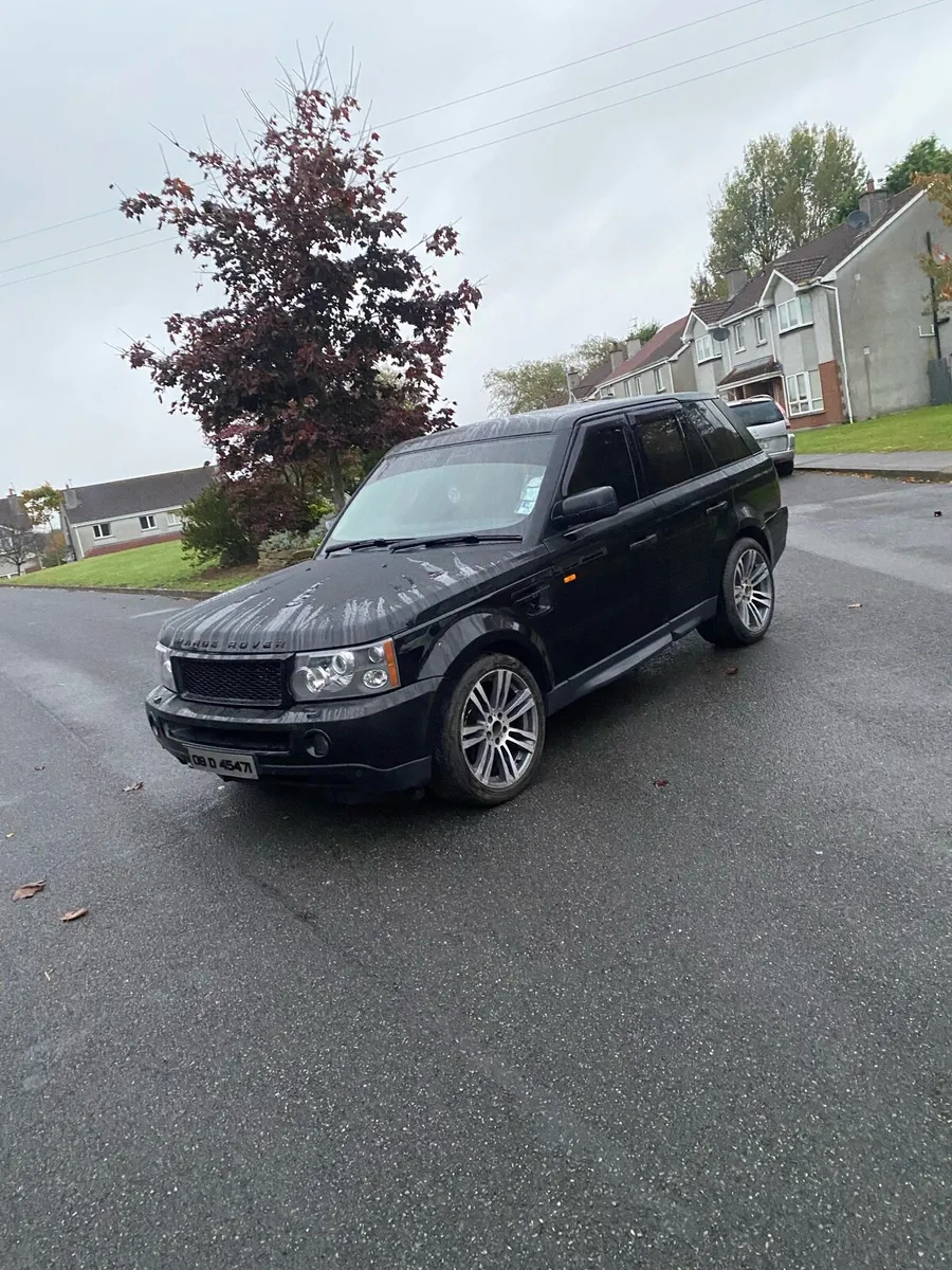 Range Rover sport hse parts available 6 jeeps - Image 3