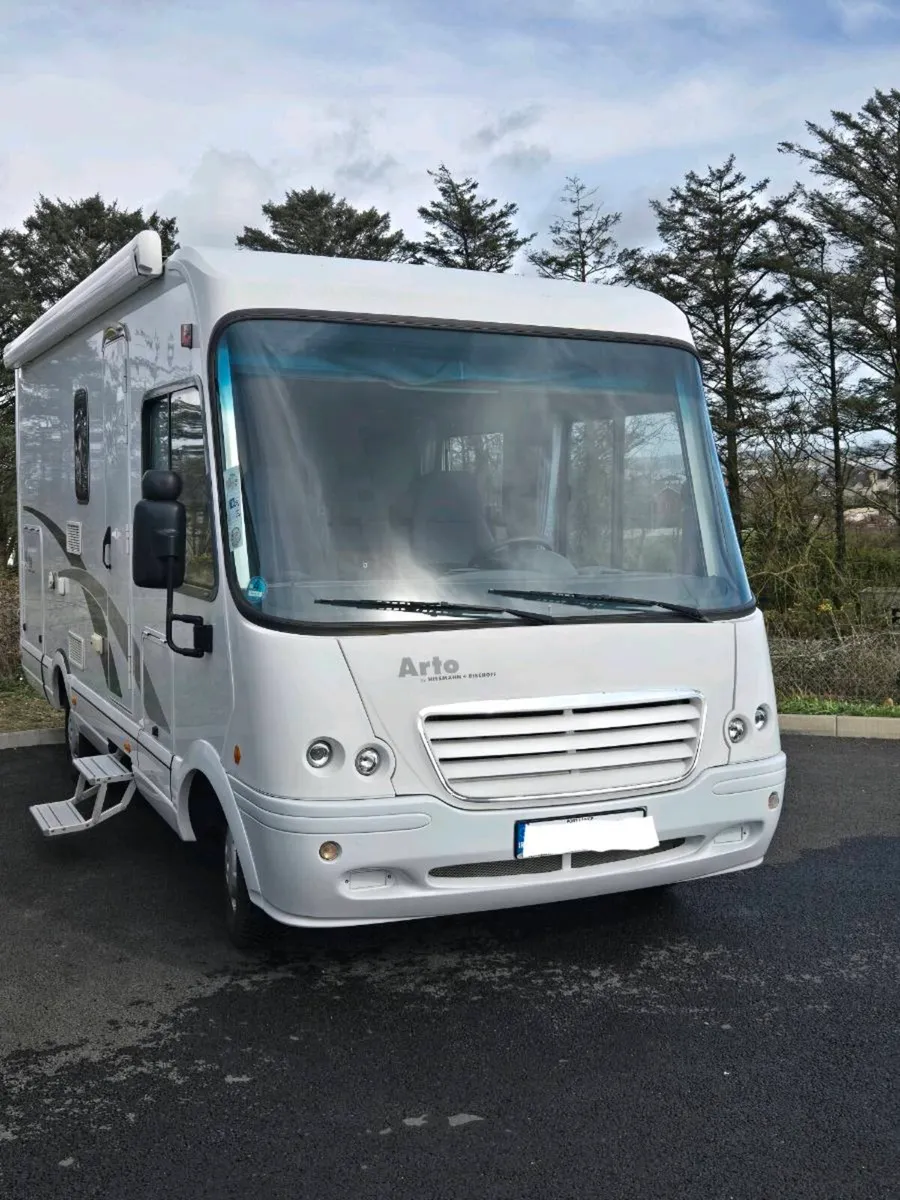 2005 Niesmann & Bischoff Arto 64G - Image 1