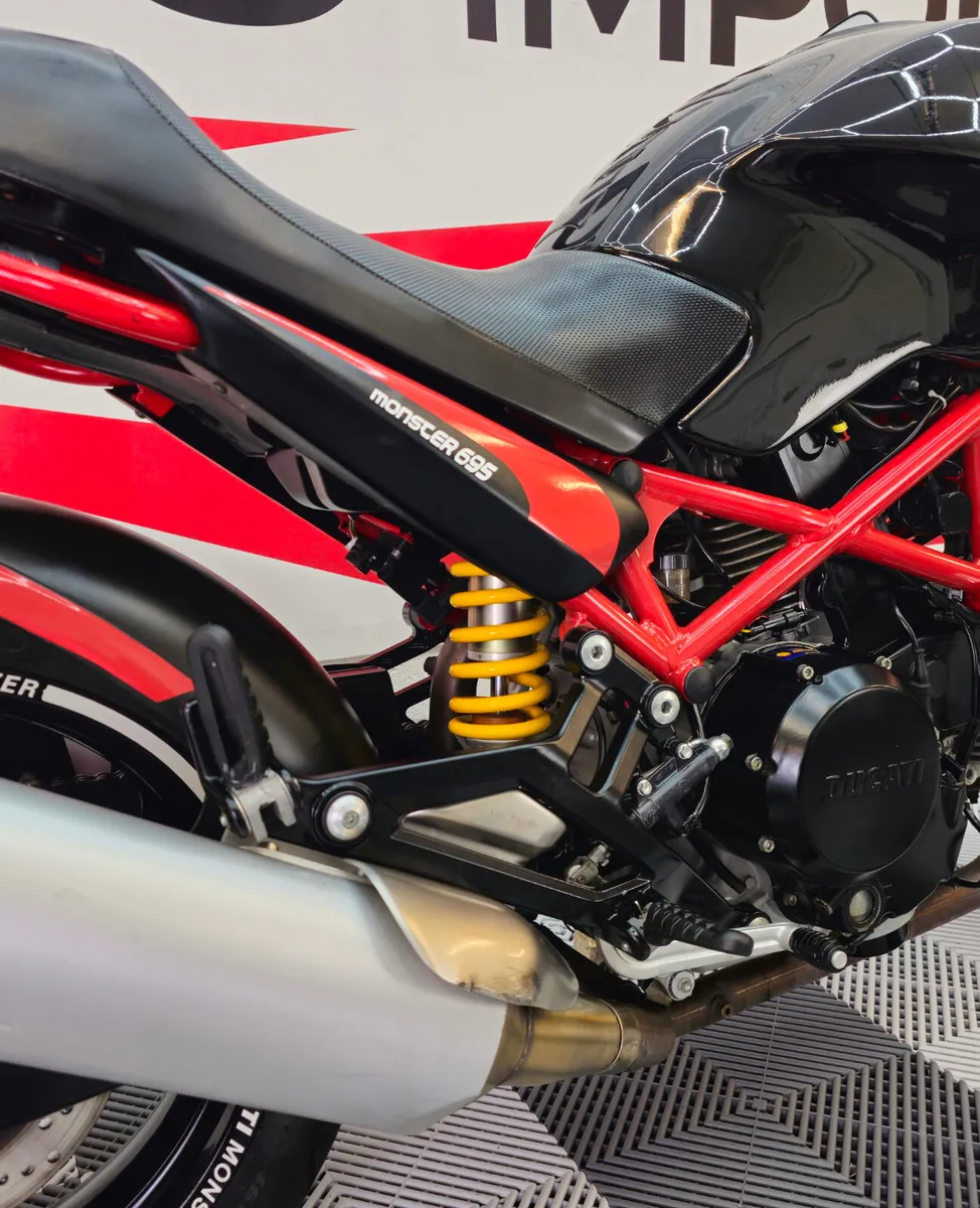 2006 Ducati Monster 695 - Image 3