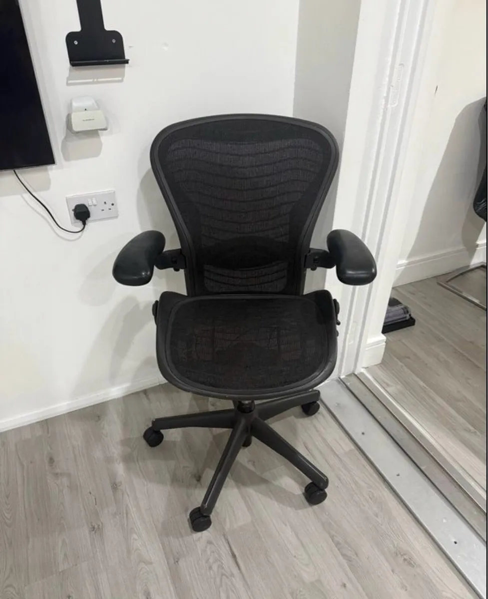 Herman Miller Aeron Office Chair - Image 1