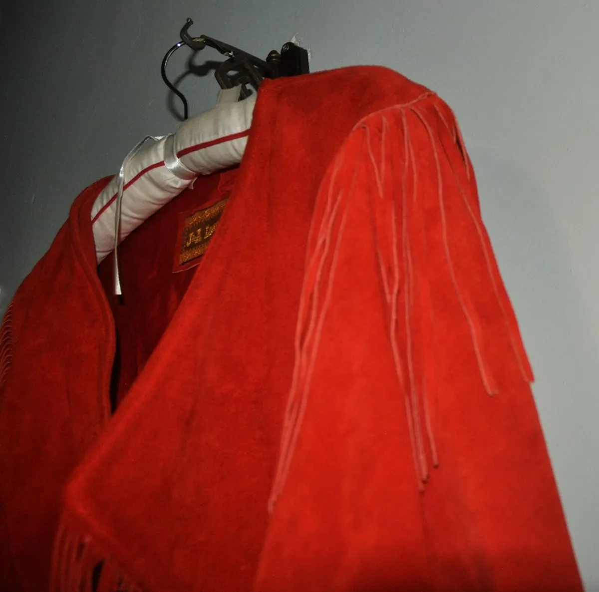 Cowgirl Leather Jacket Bright Red with Long Fringe - Image 4