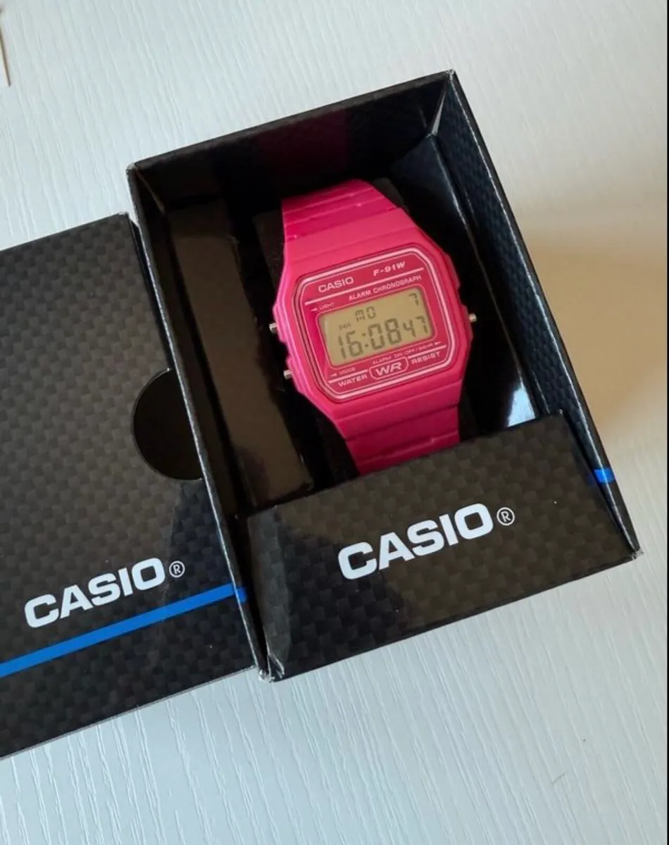 Brand new Casio classic unisex watch - pink - Image 1