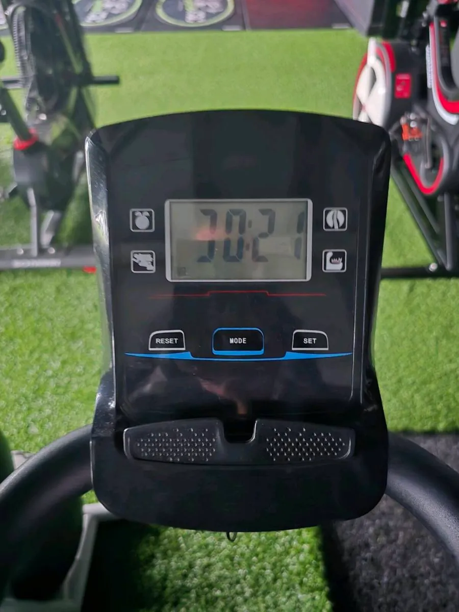 Curved Treadmill - Image 3