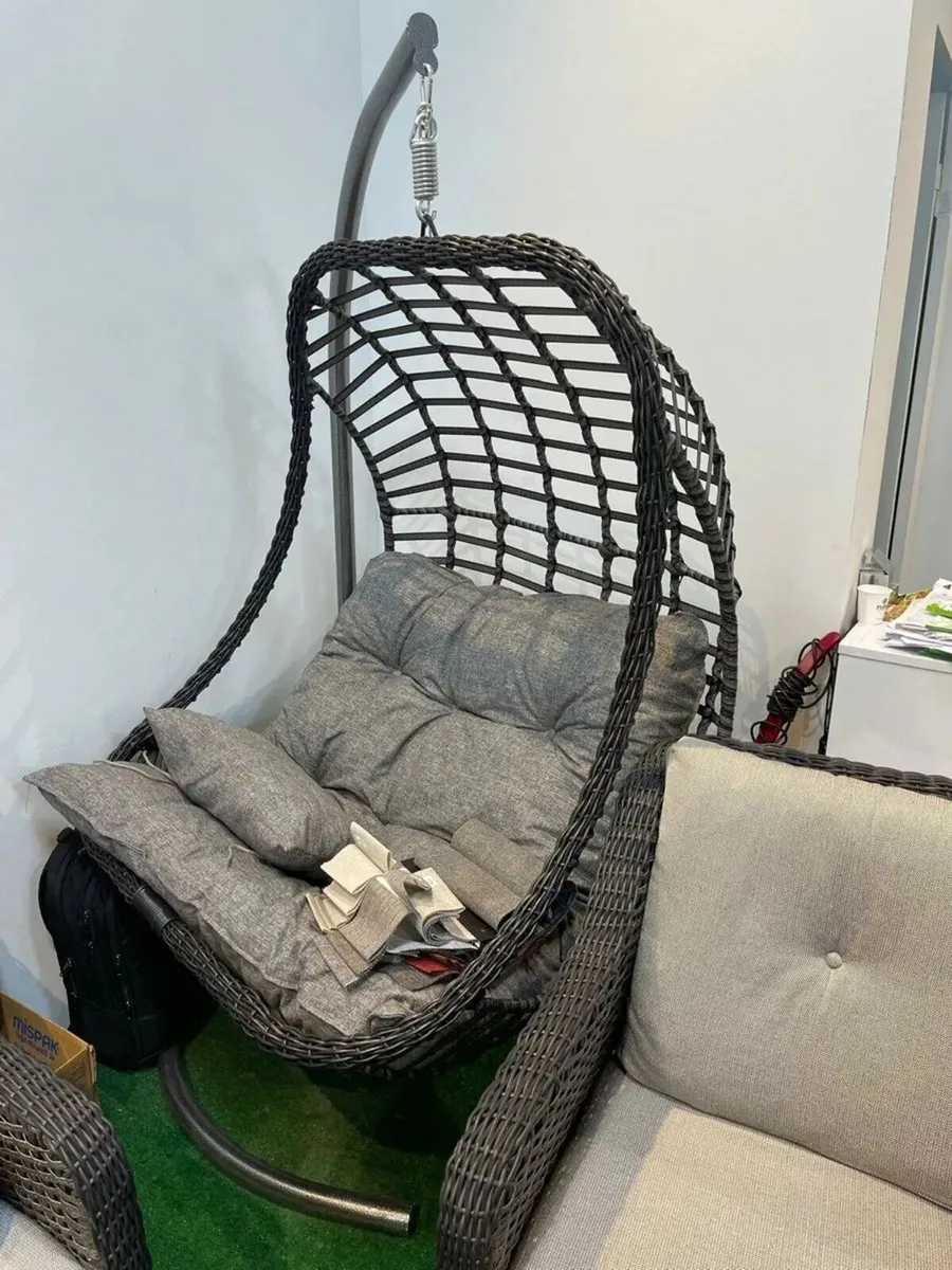 Egg Chair with a slight cosmetic defect on - Image 1